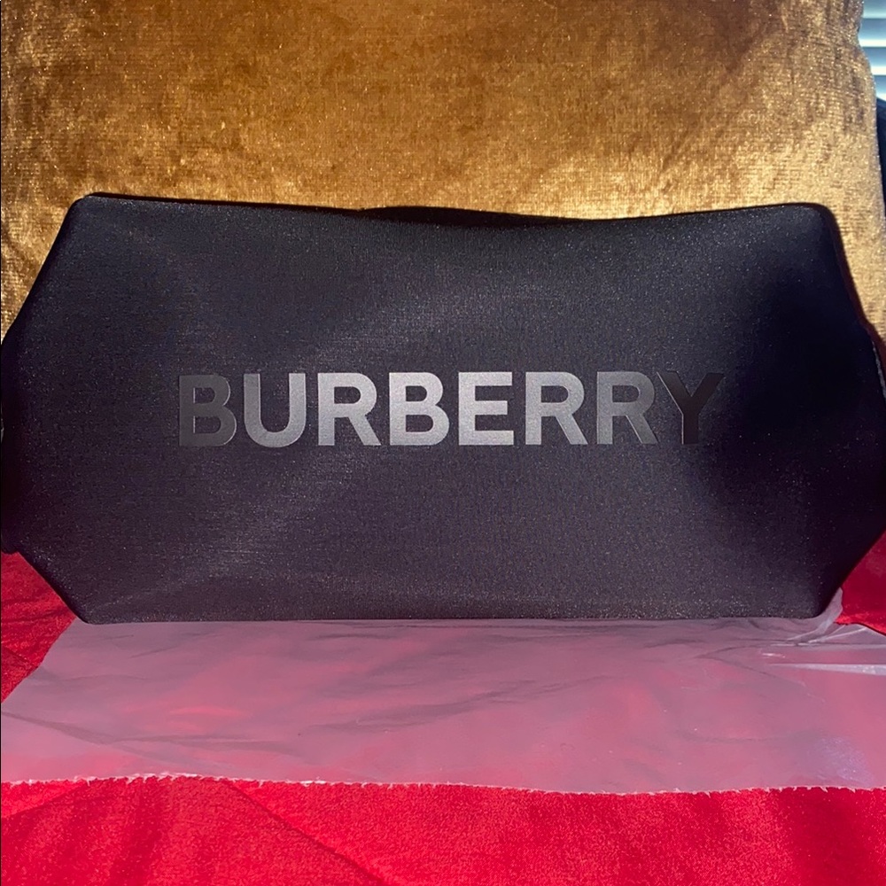 Burberry Black Cosmetic Bag Nwot Gwp